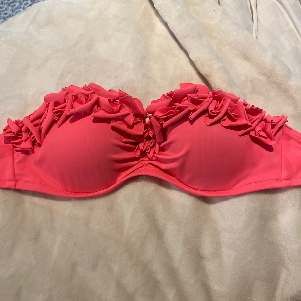 Coral Victoria’s Secret bikini top
